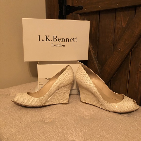 Princess Kate loves LK Bennett Wedges! - Picture 2 of 6